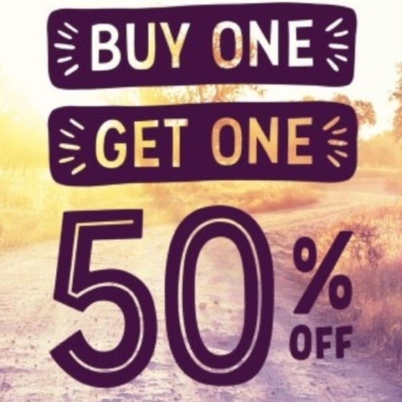 Calvin Klein Sweatshirt - Picture 6 of 6